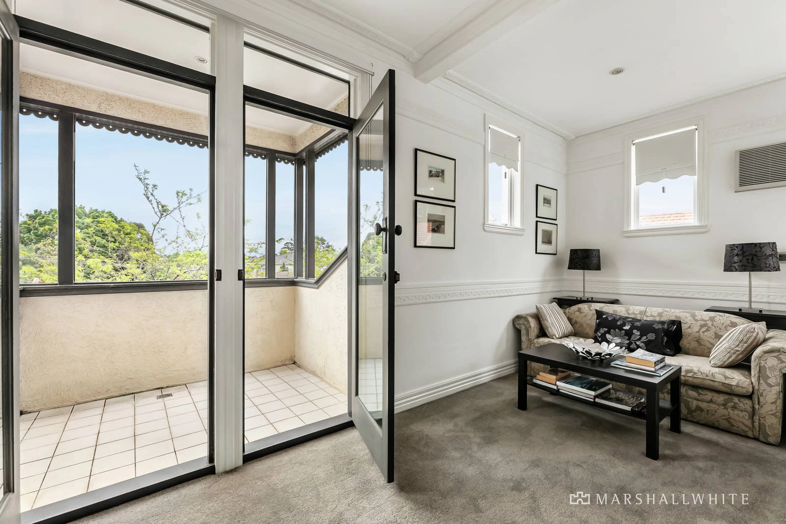 8 Wanawong Crescent, Camberwell, VIC