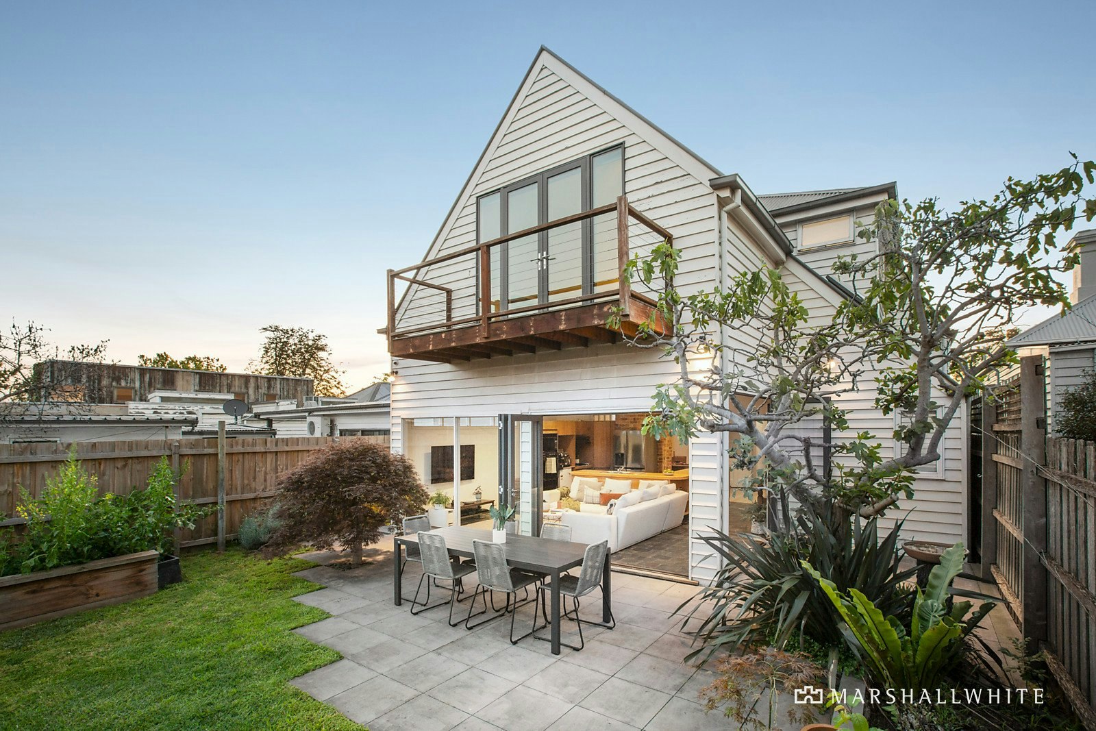 3 Malvern Grove, Caulfield North, VIC