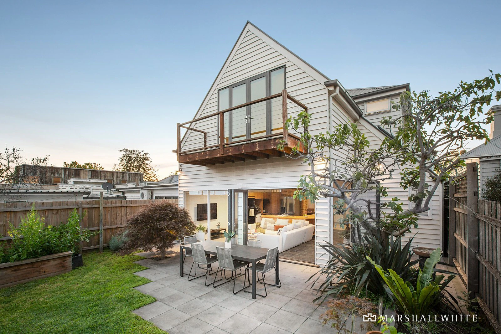 3 Malvern Grove, Caulfield North, VIC
