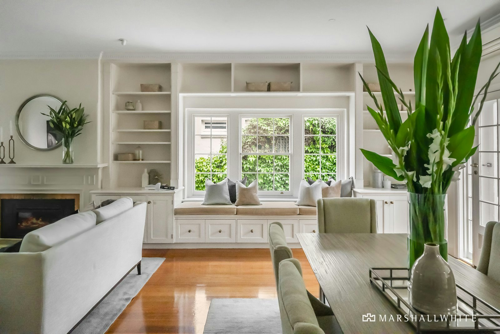 4 Grosvenor Court, Toorak, VIC