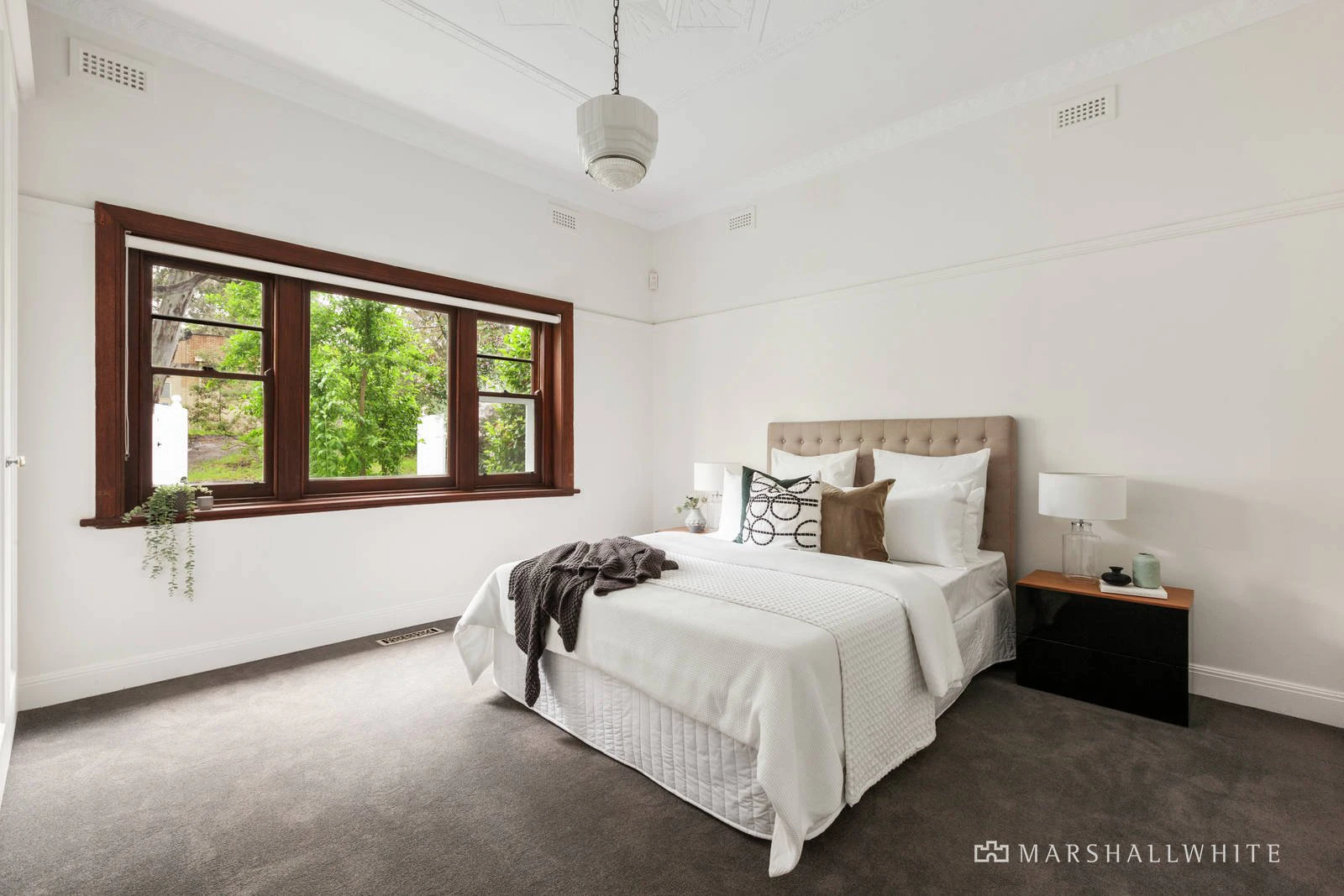 2 Kelvin Grove, Ashburton, VIC