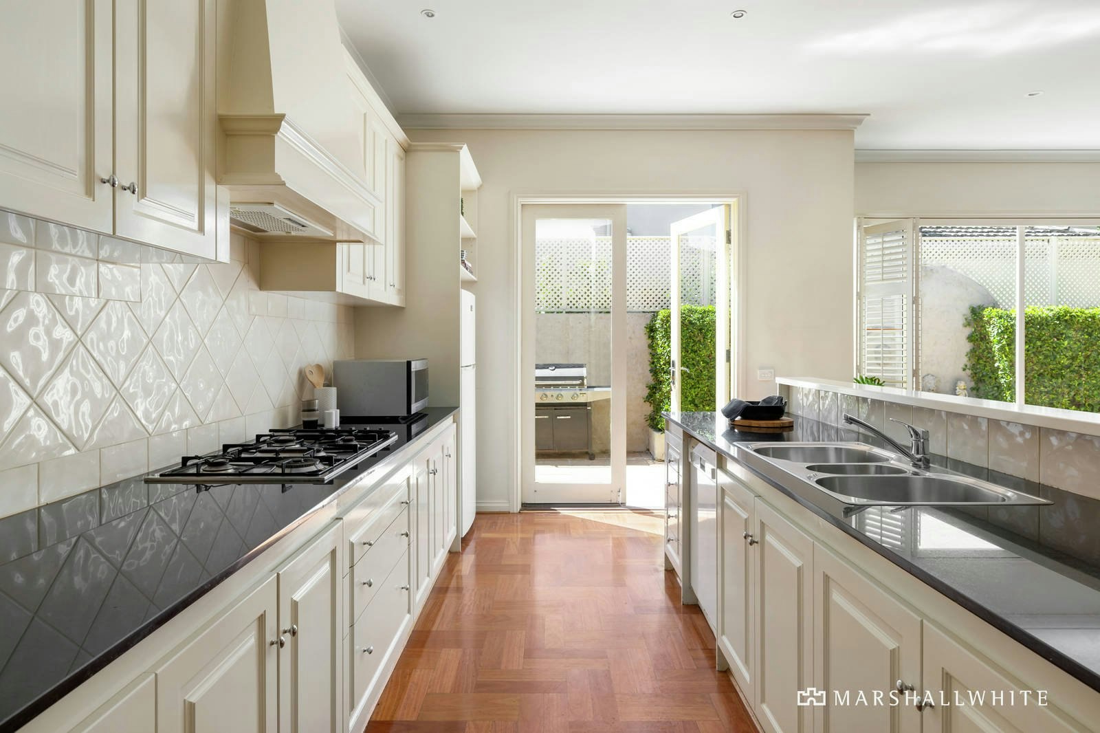 8A Hoyt Street, Hampton, VIC