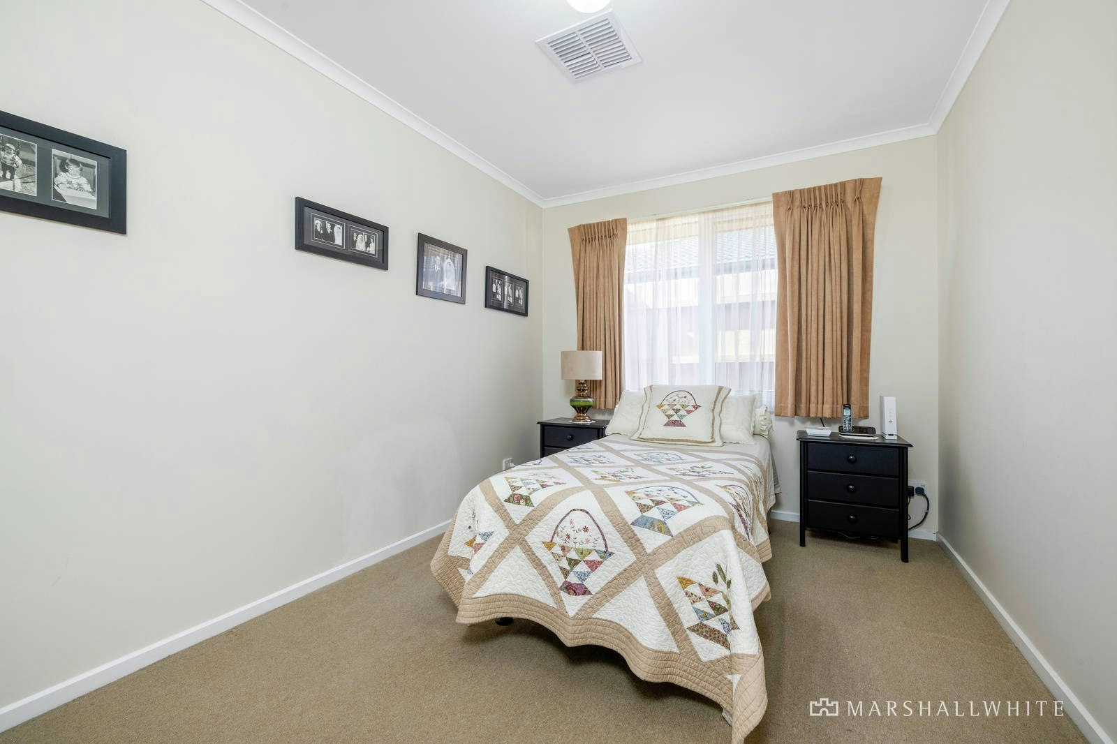 12 Moorhead Avenue, Mornington, VIC