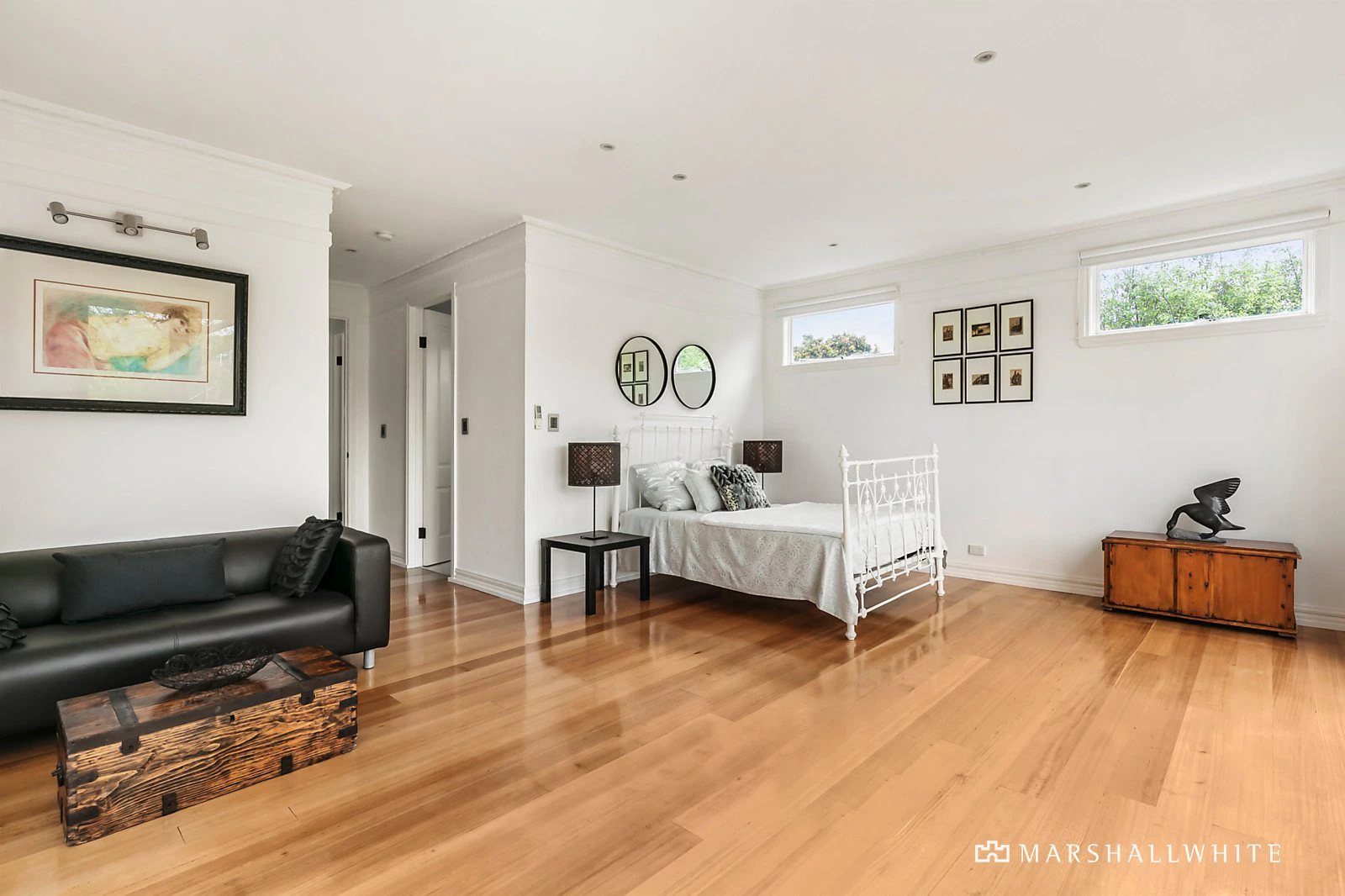 8 Wanawong Crescent, Camberwell, VIC