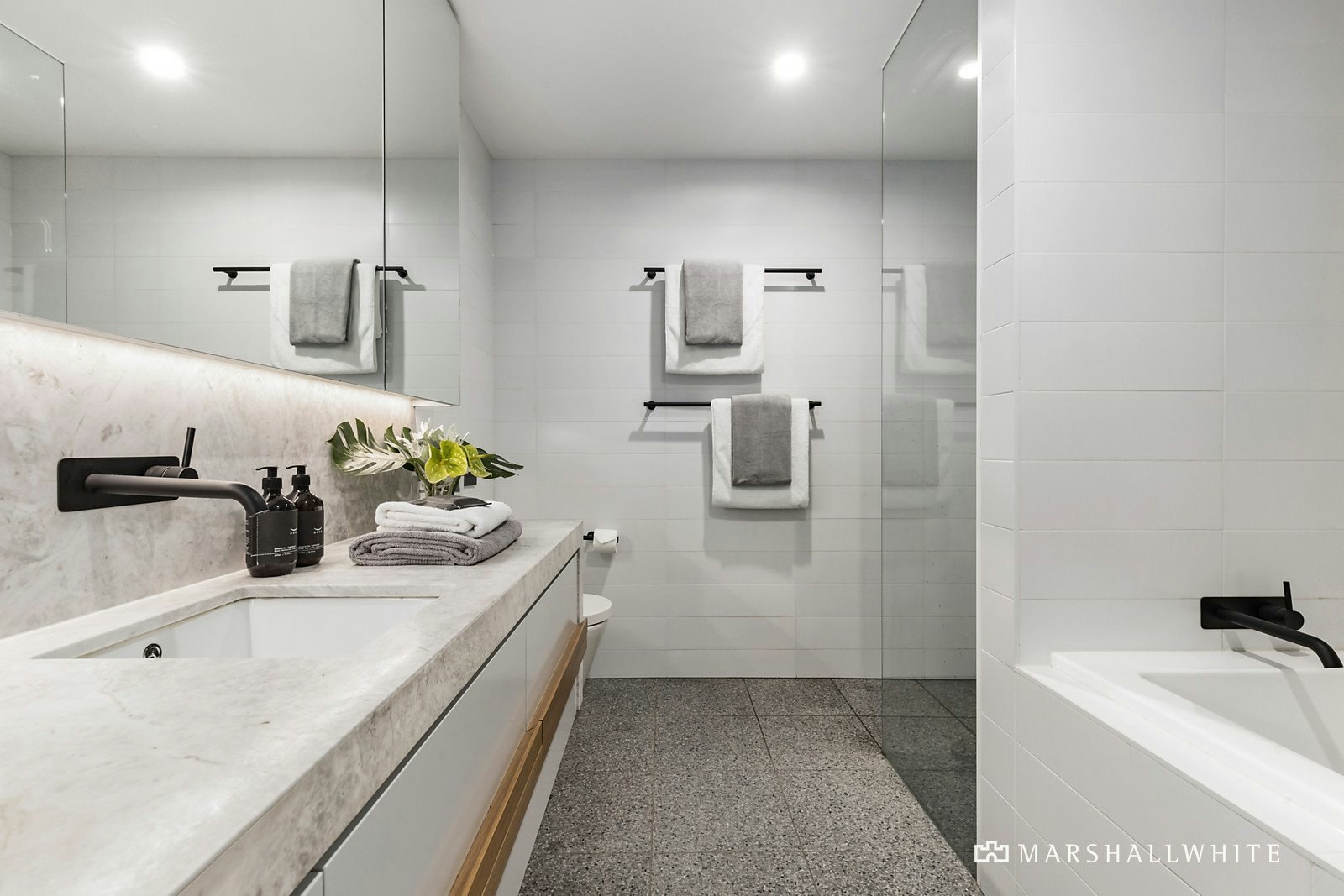 204/232 Wattletree Road, Malvern, VIC