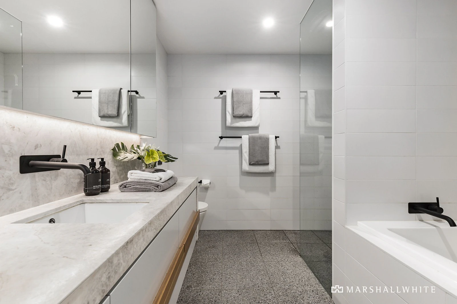 204/232 Wattletree Road, Malvern, VIC