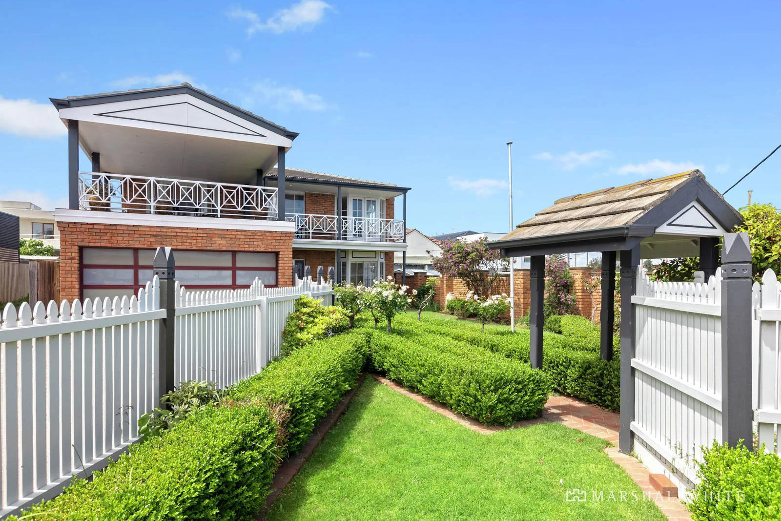 2 New Street, Hampton, VIC
