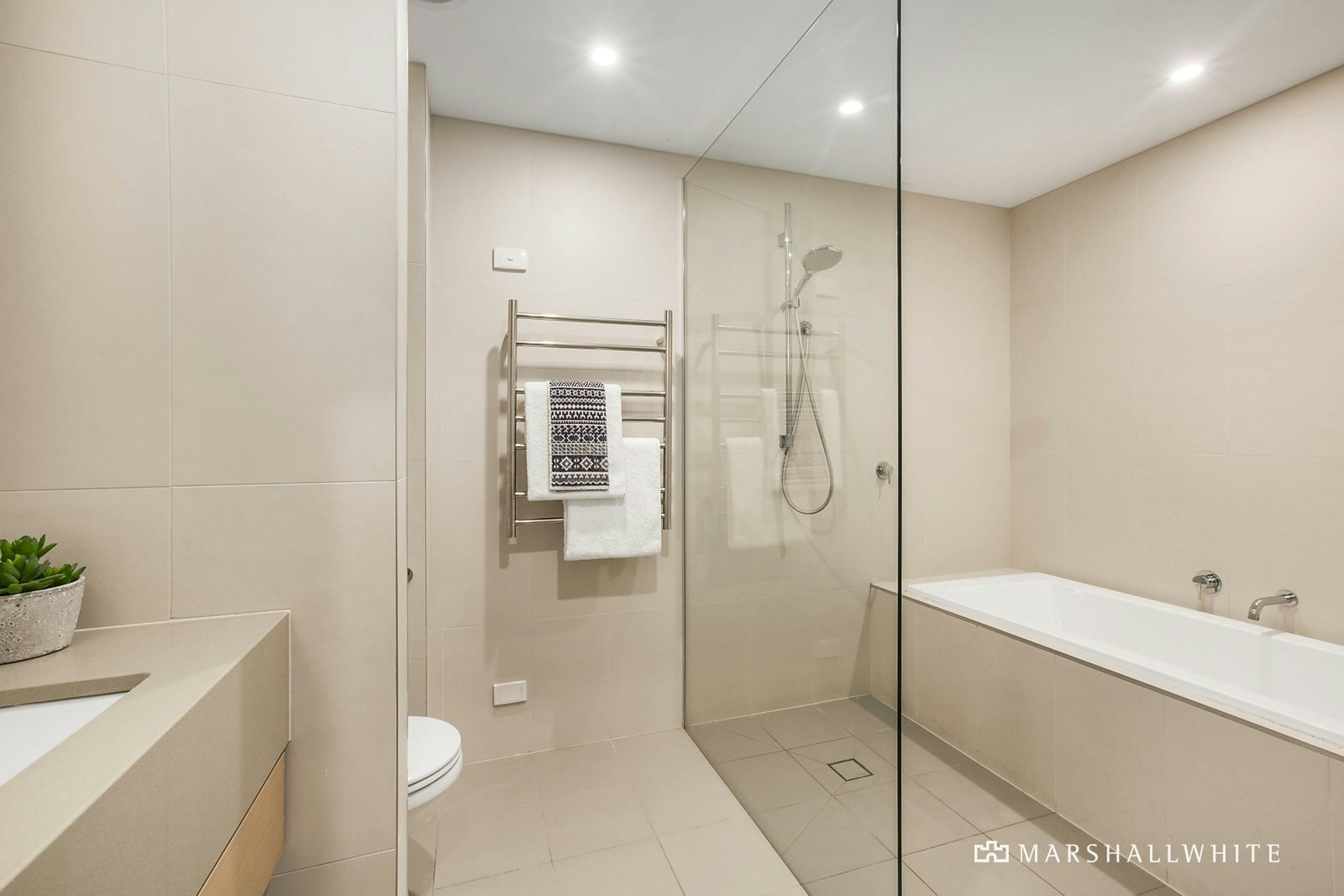 1/303-305 New Street, Brighton, VIC