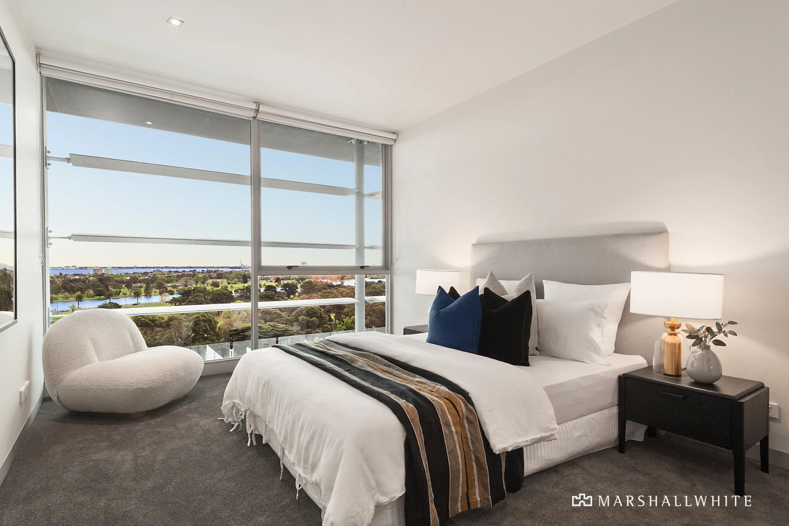 1001/1 Roy Street, Melbourne, VIC