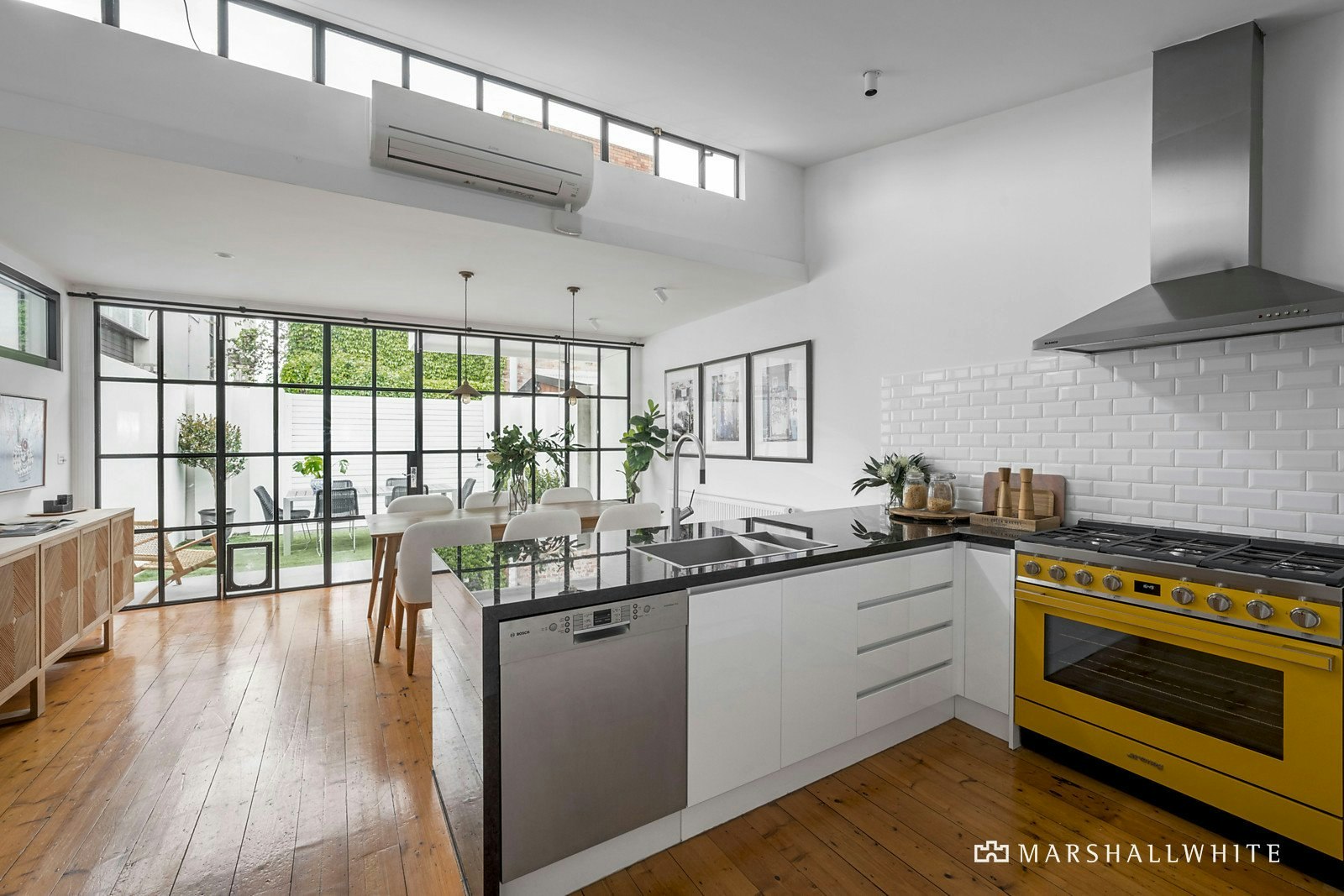 168 Napier Street, South Melbourne, VIC