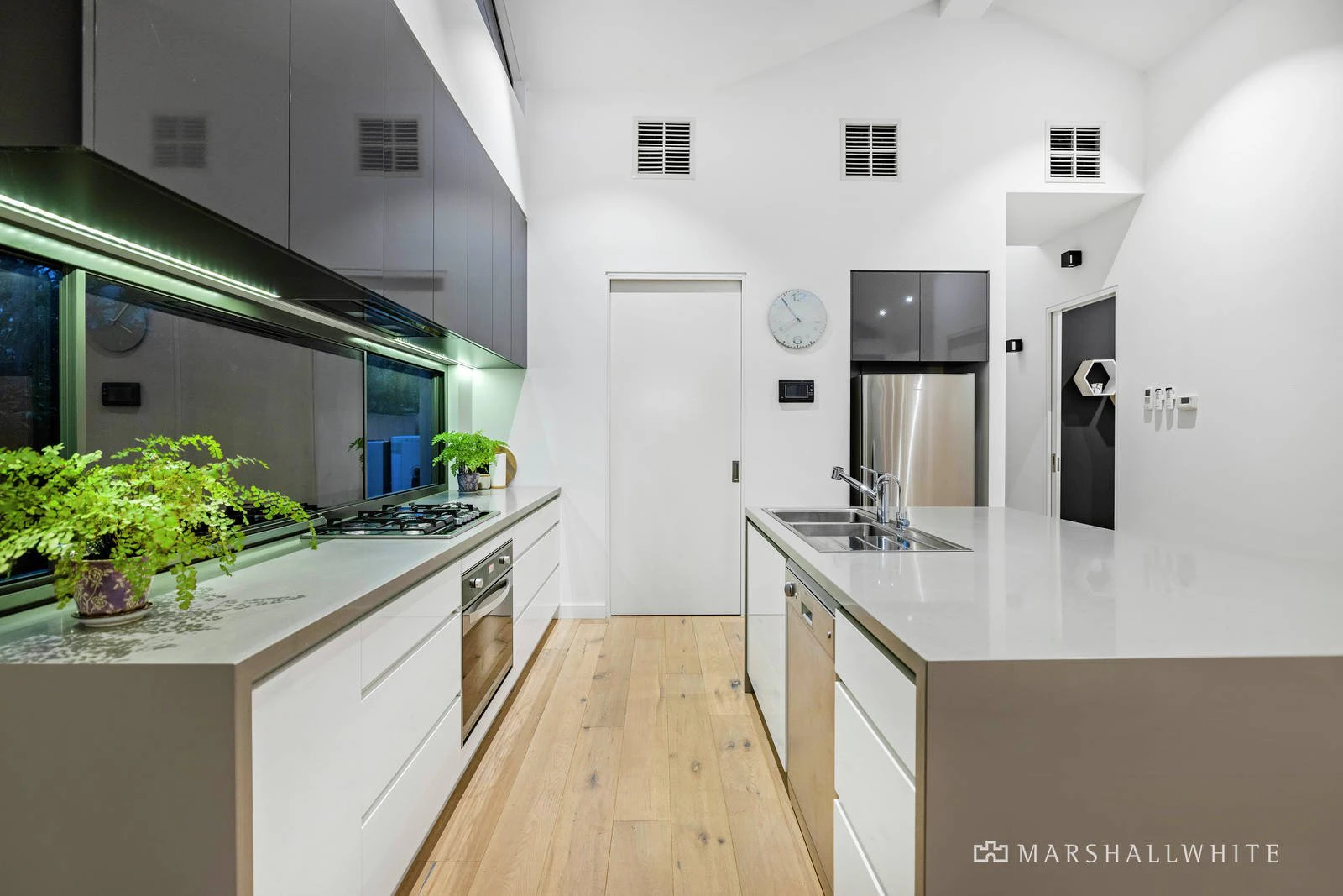 28 Beatty Parade, Mornington, VIC