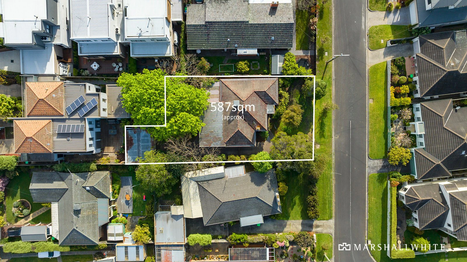 4 Alexander Avenue, Mornington, VIC