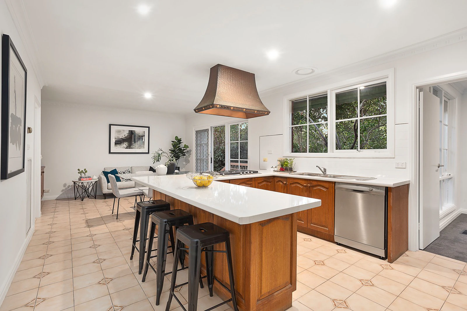 1/69 Walpole Street, Kew, VIC