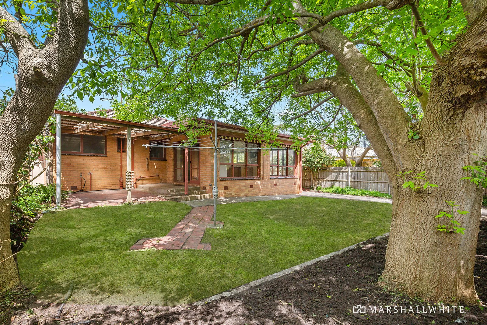 4 Alexander Avenue, Mornington, VIC