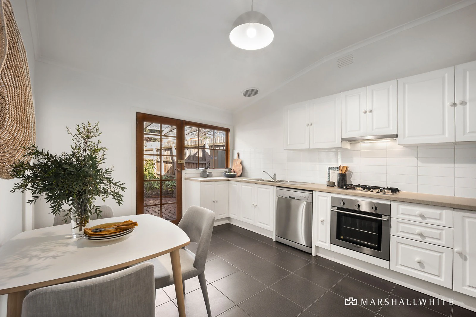8 Inverleith Street, Hawthorn, VIC