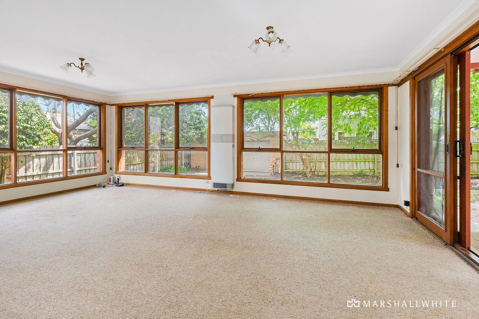 4 Alexander Avenue, Mornington, VIC
