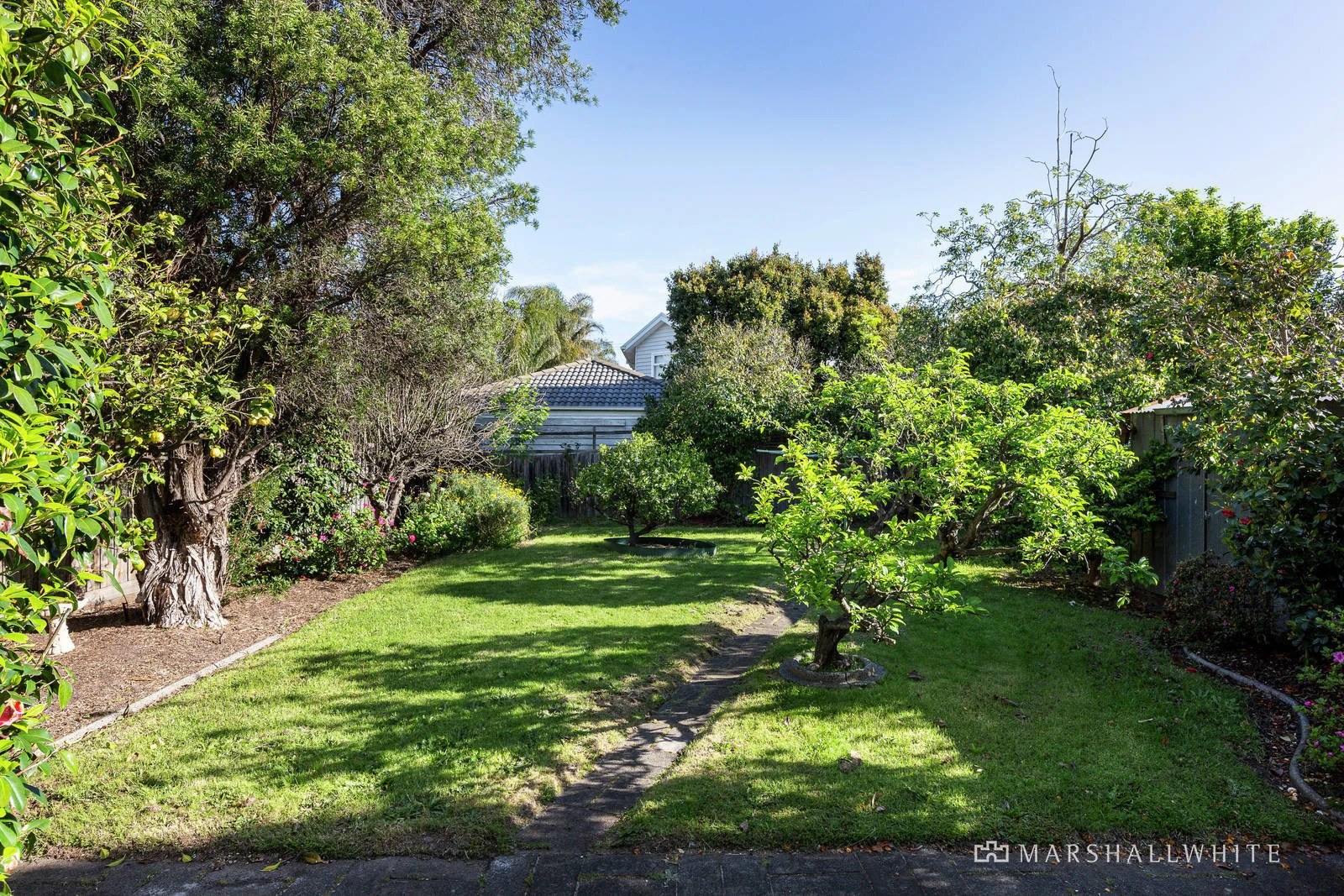 16 Irene Court, Cheltenham, VIC