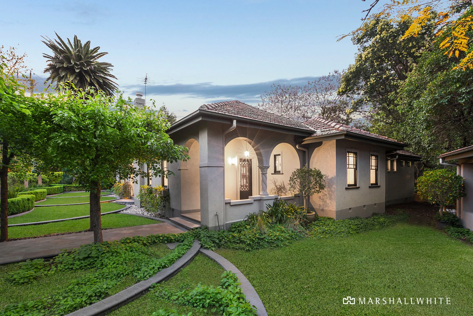 1 Swinburne Avenue, Hawthorn, VIC