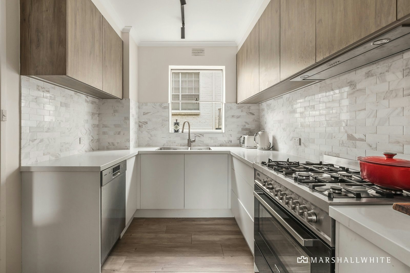 18/38 Grange Road, Toorak, VIC