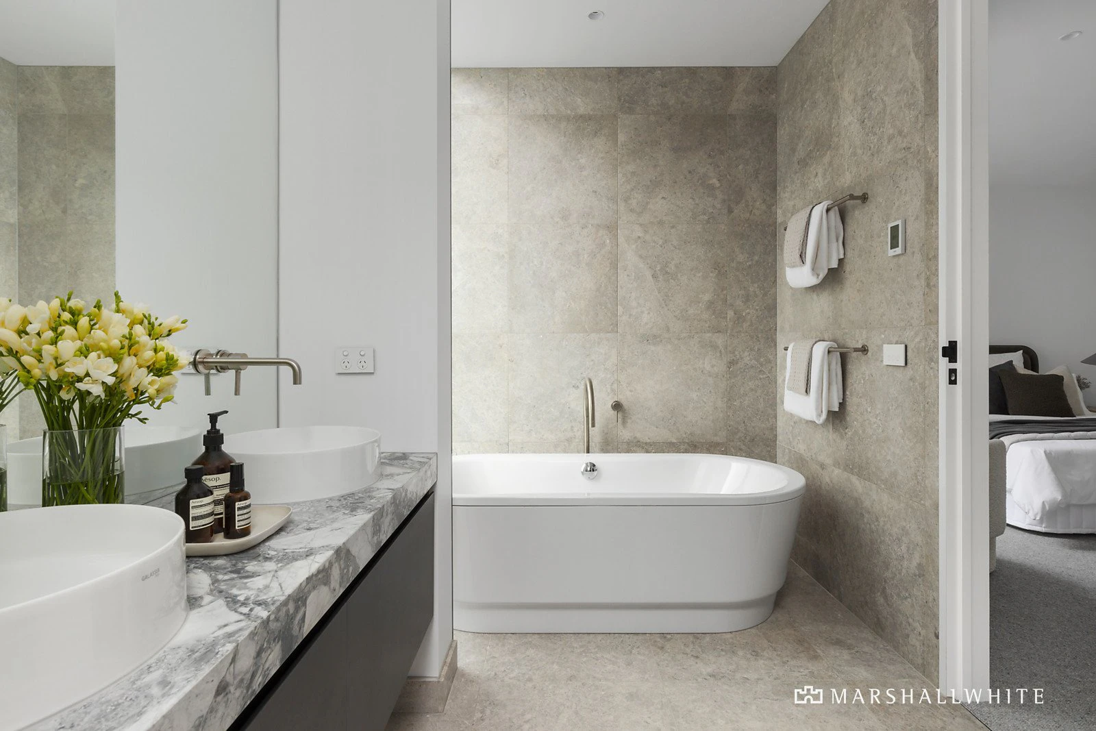 4 Dunlop Avenue, Kew, VIC