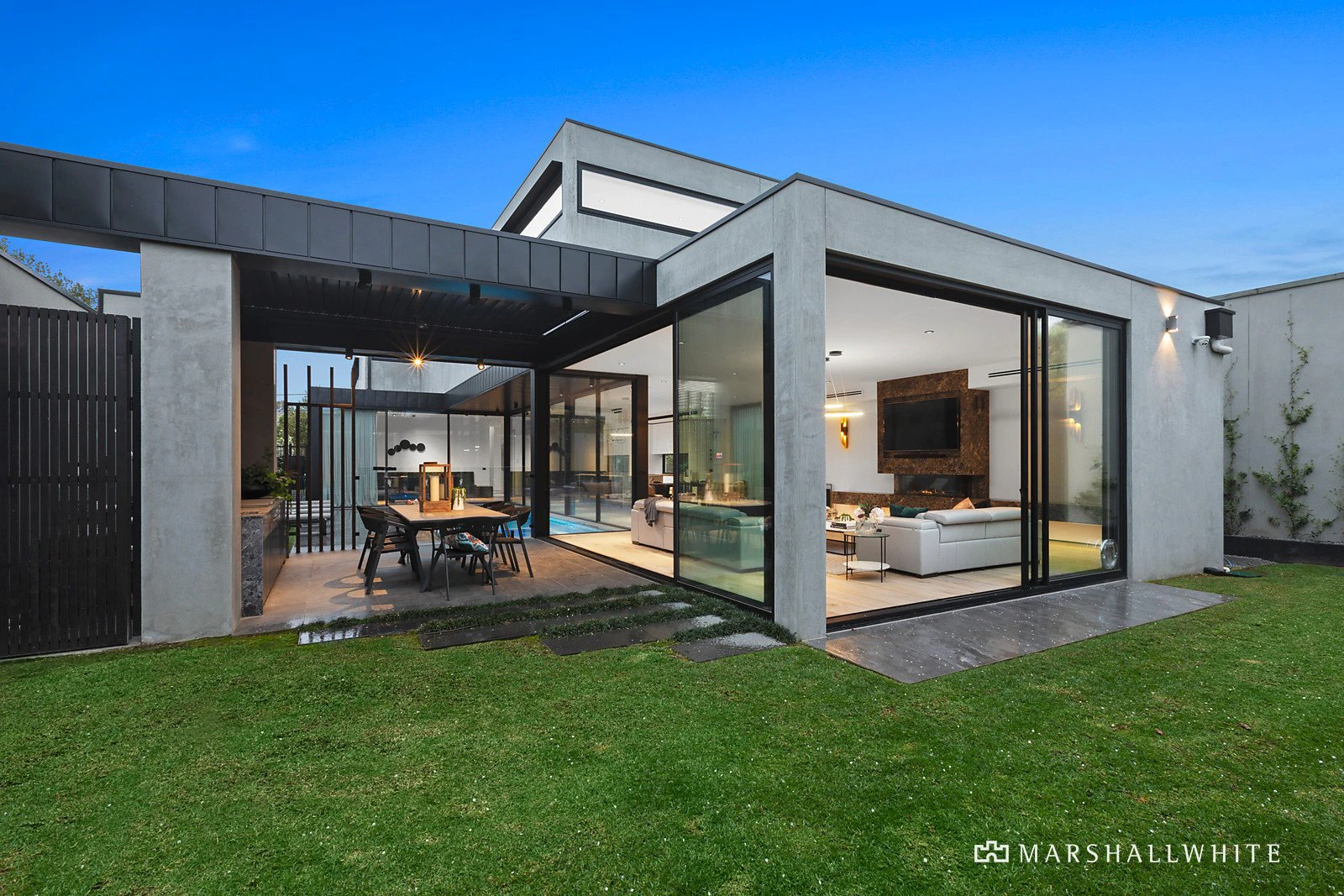 14 Edro Avenue, Brighton East, VIC