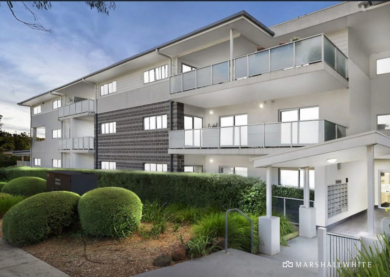 8/881 Doncaster Road, Doncaster East, VIC