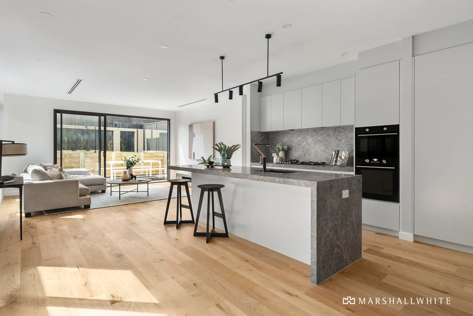 15 Derna Road, Ashburton, VIC