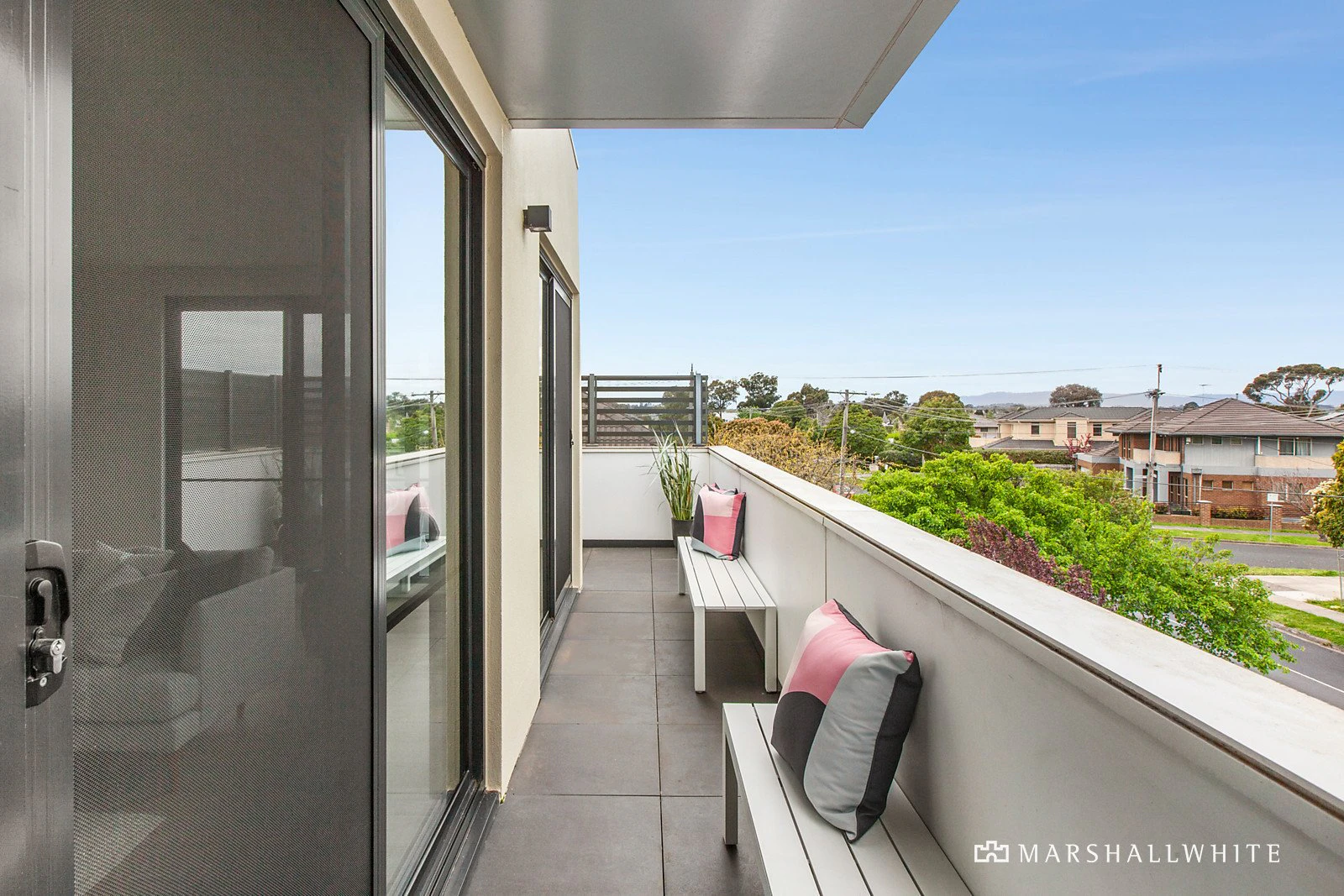24/33 Queens Avenue, Doncaster, VIC