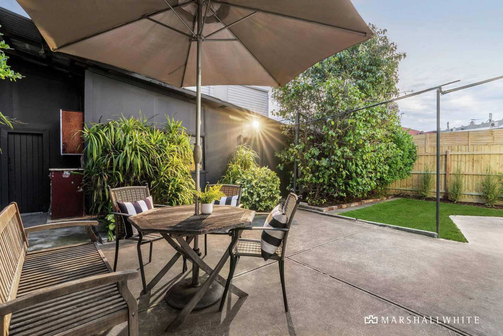 90 Barkers Road, Hawthorn, VIC