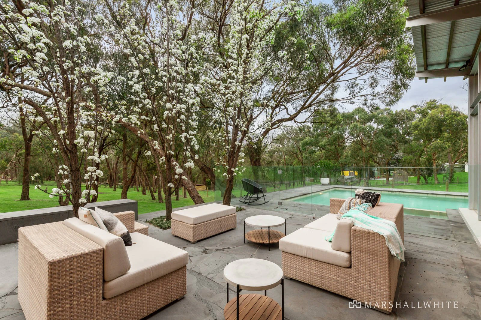 123 Knees Road, Park Orchards, VIC