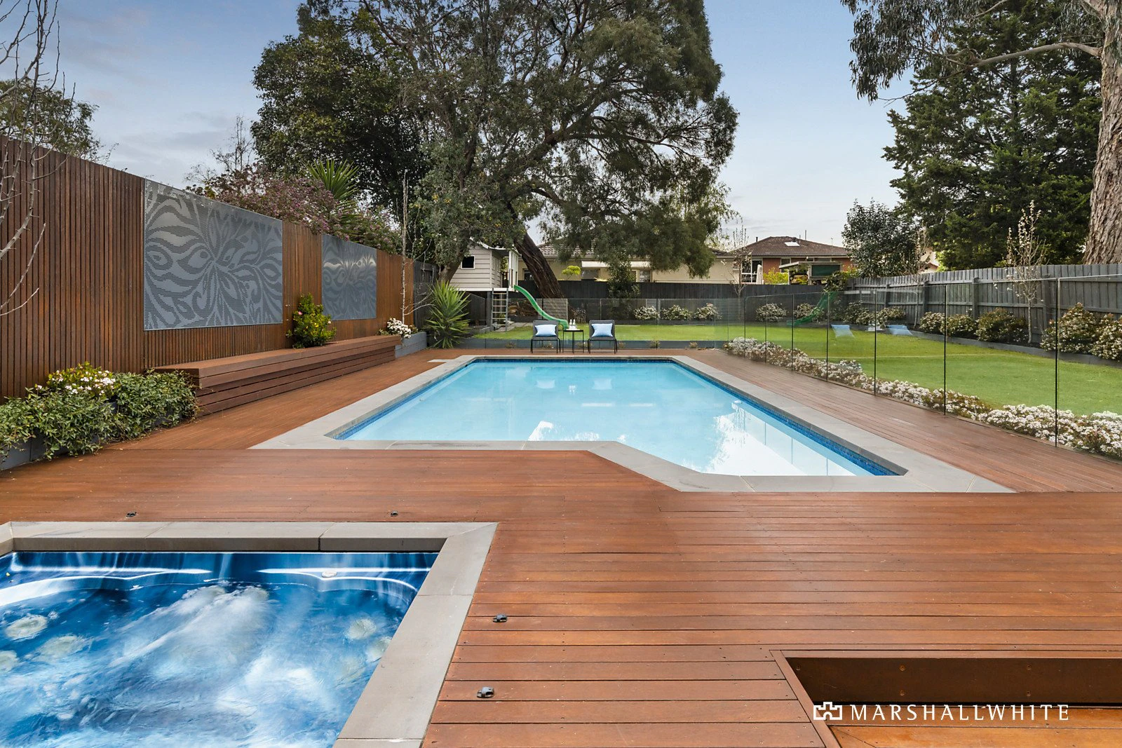 64 Albion Road, Ashburton, VIC