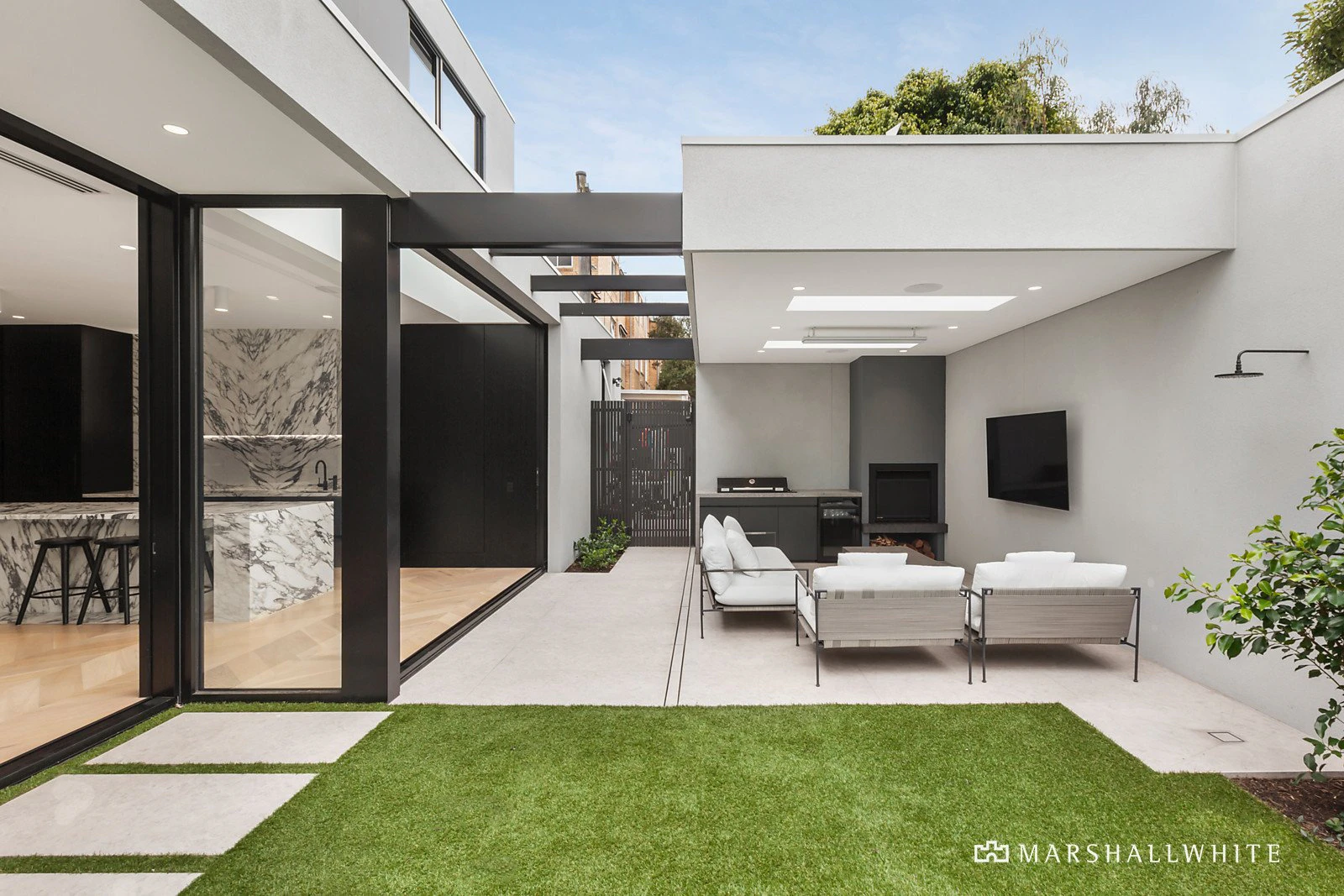 6 Vautier Street, Elwood, VIC