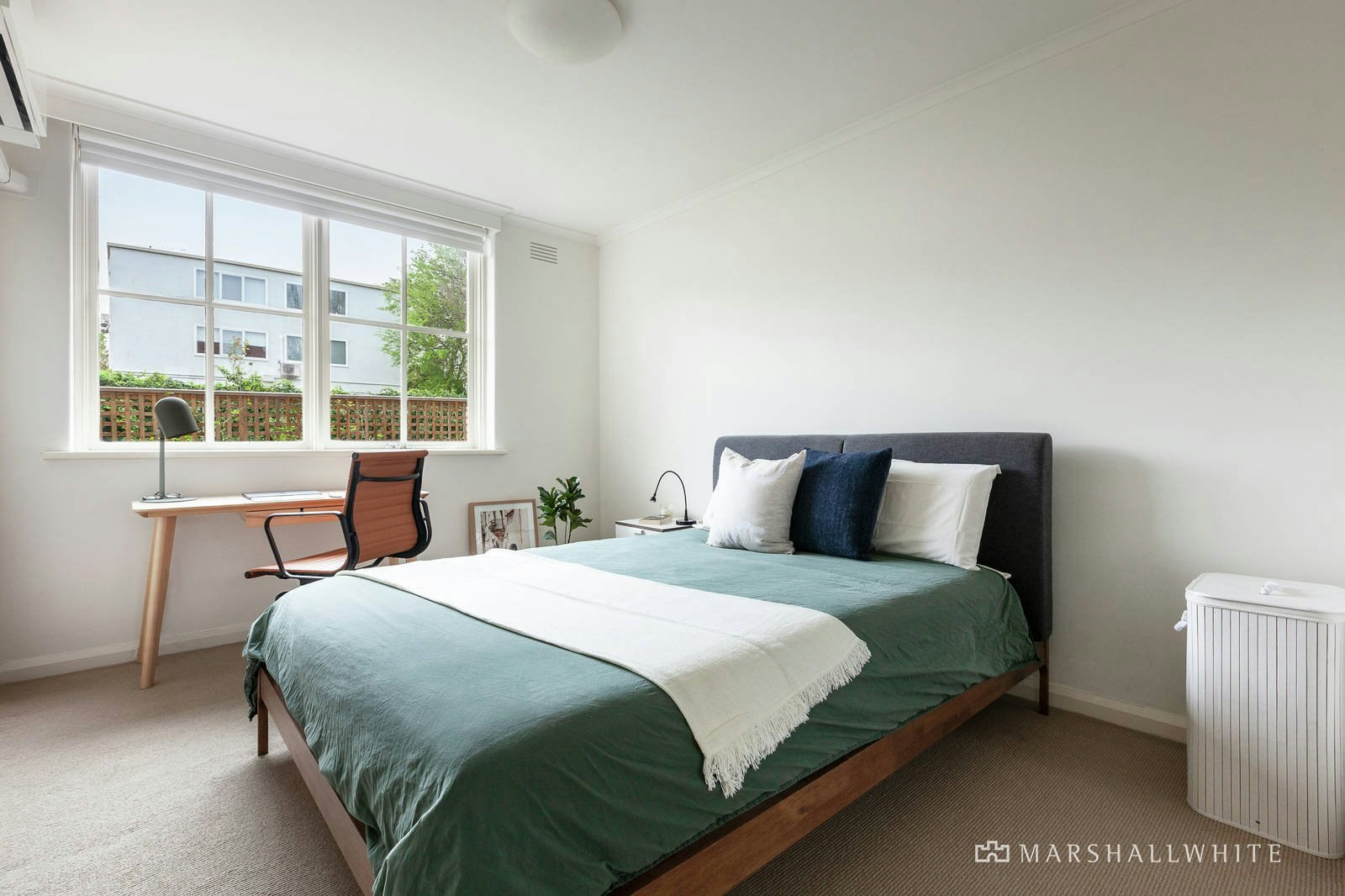 2/70 Hawksburn Road, South Yarra, VIC