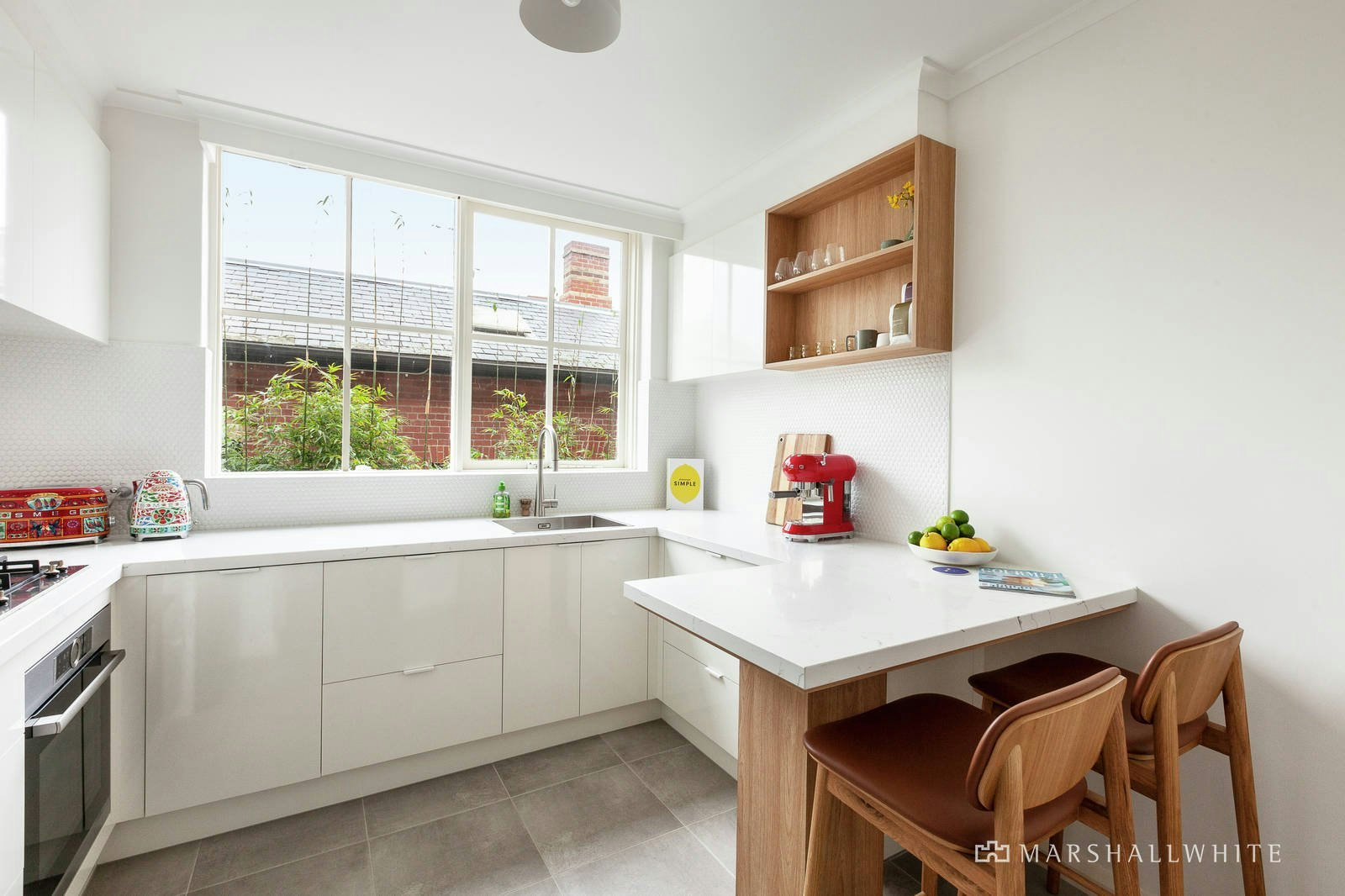 2/70 Hawksburn Road, South Yarra, VIC