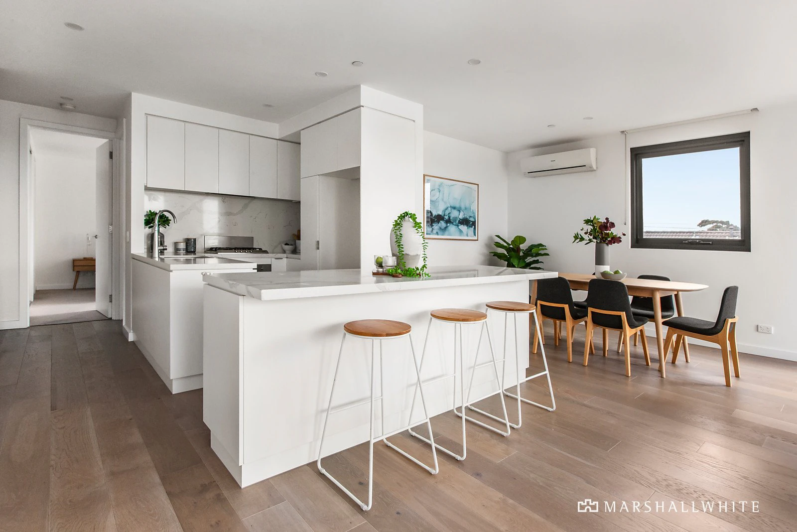 24/33 Queens Avenue, Doncaster, VIC