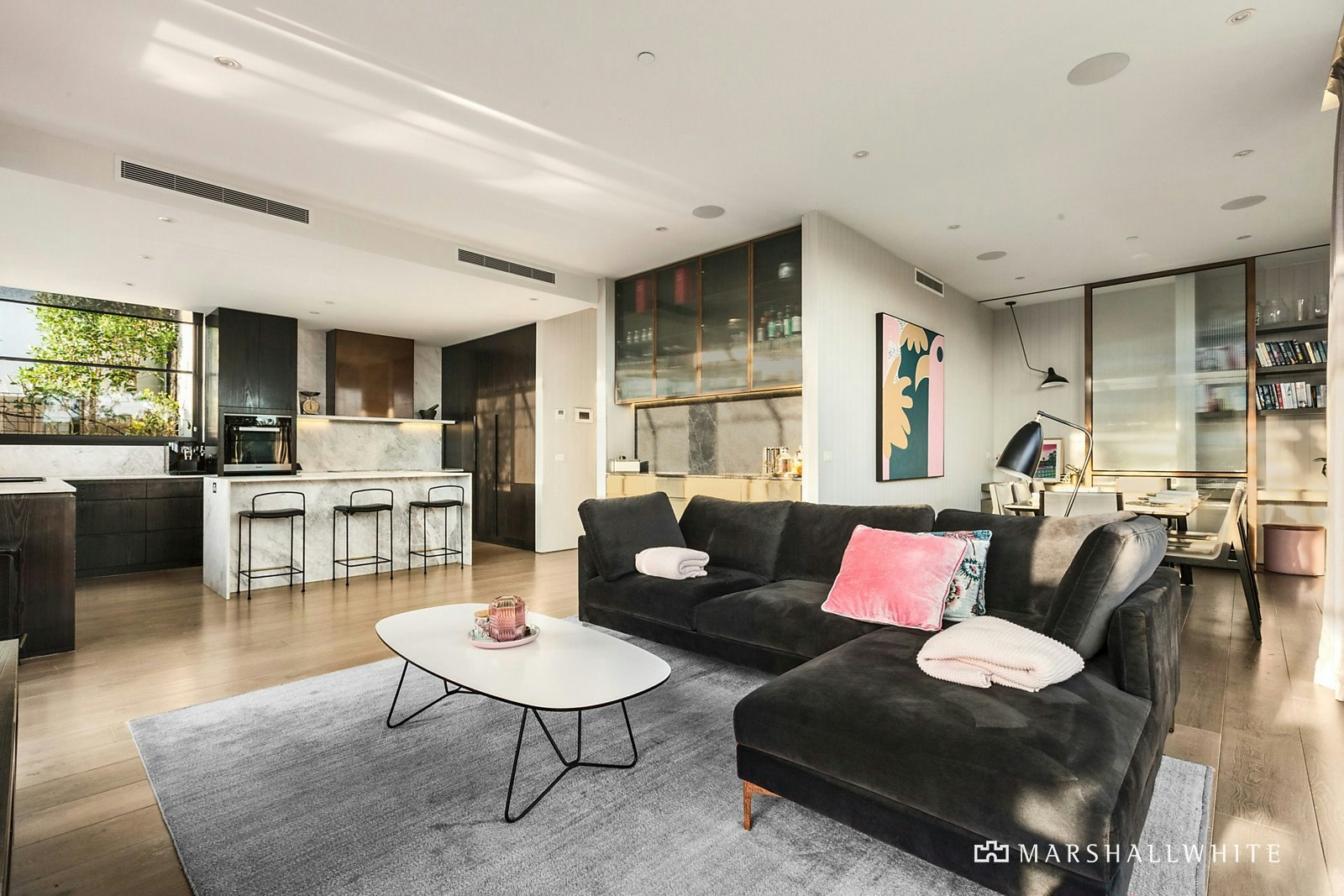 Penthouse 201/43 Willis Street, Hampton, VIC