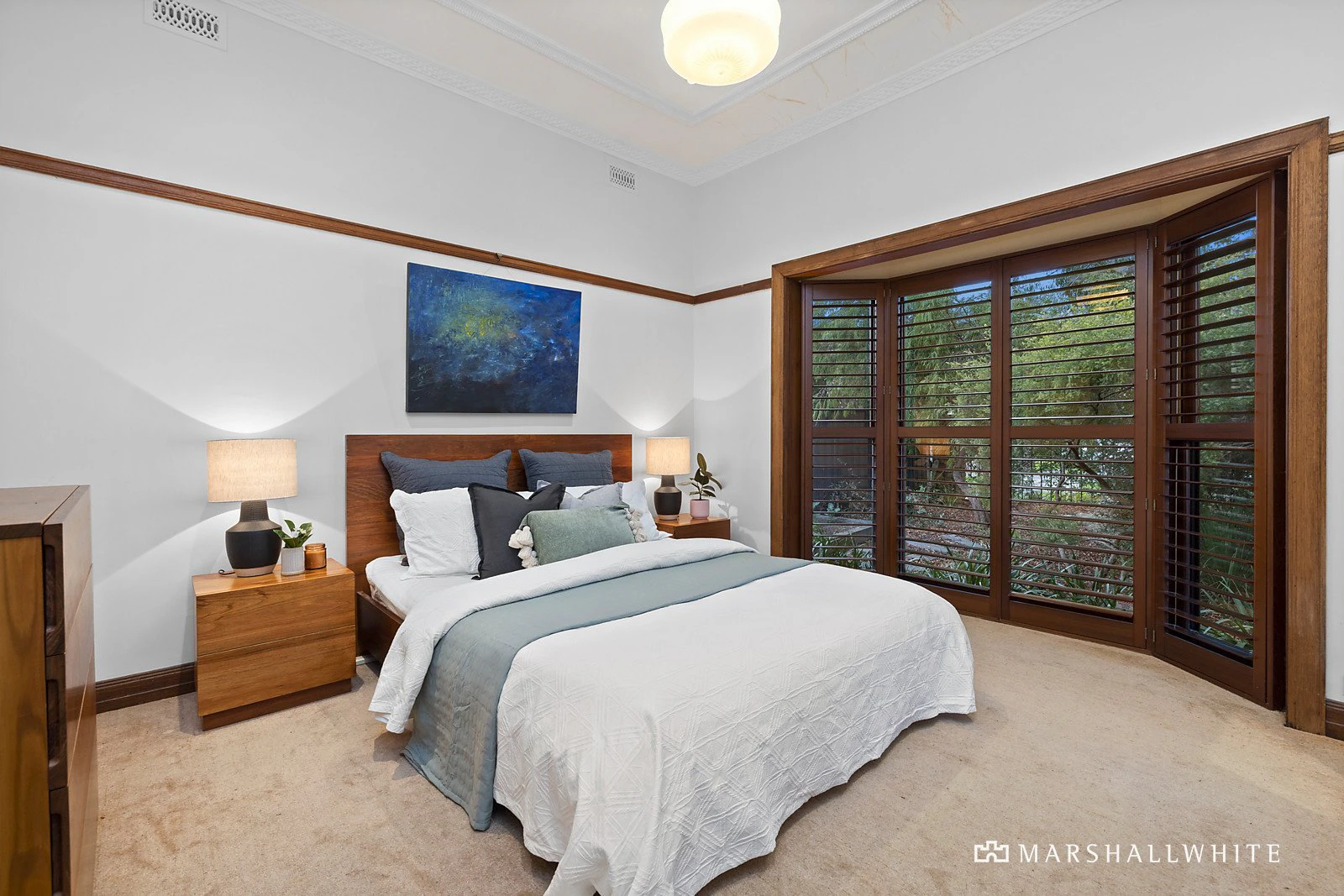 15 Raynes Park Road, Hampton, VIC