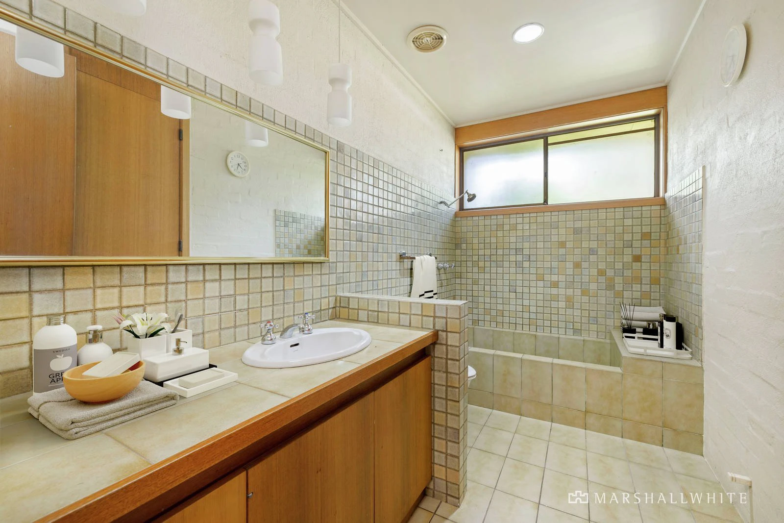 21 Coonara Avenue, Mount Eliza, VIC
