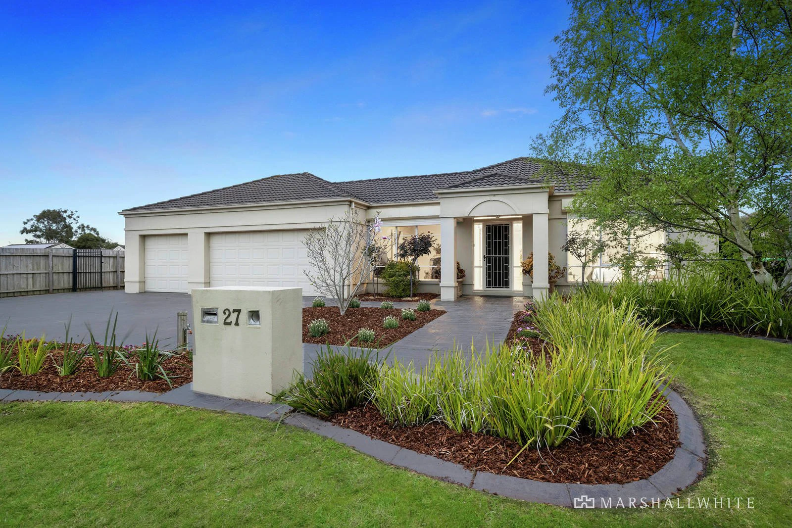 27 Balcombe Drive, Mount Martha, VIC