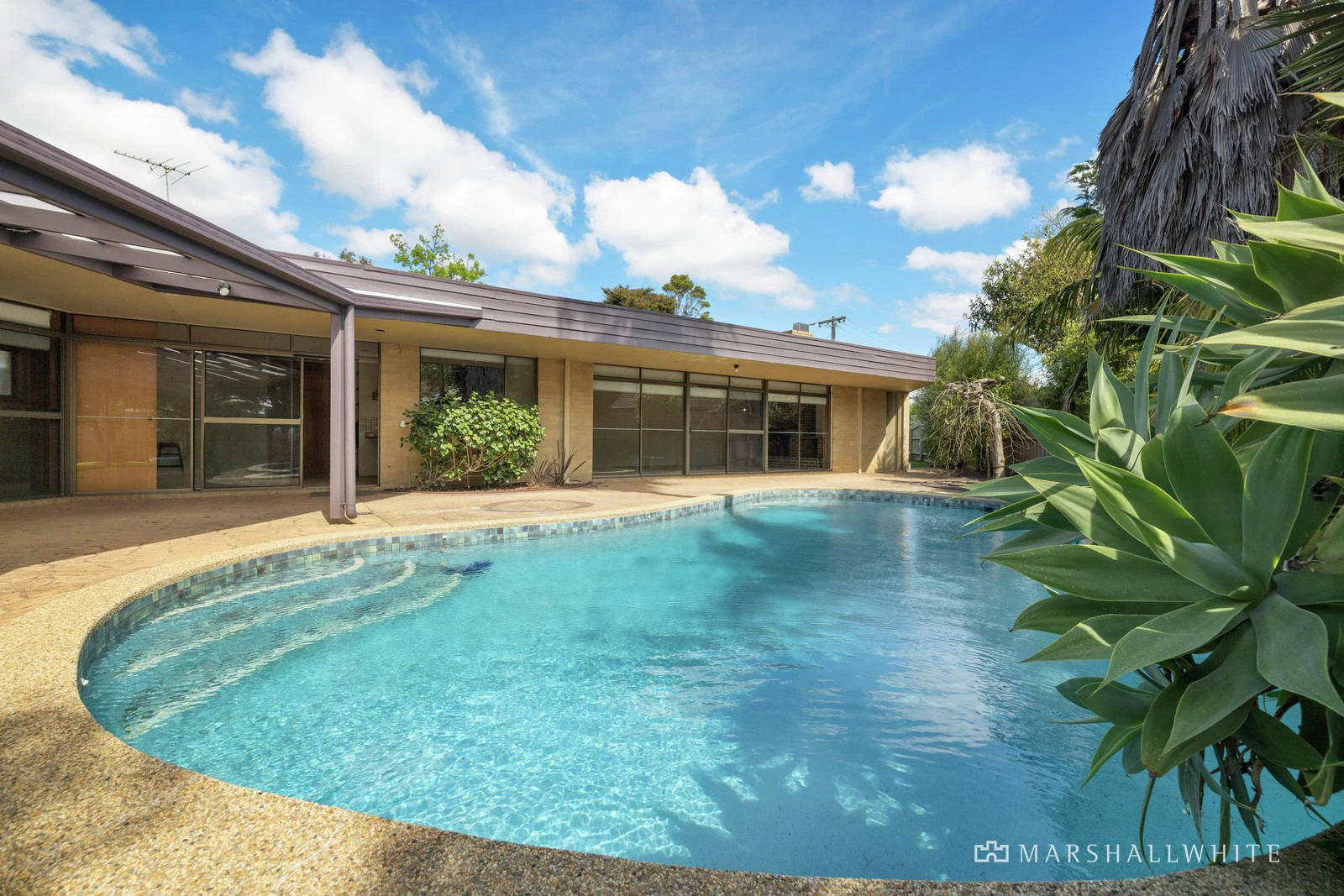 21 Coonara Avenue, Mount Eliza, VIC