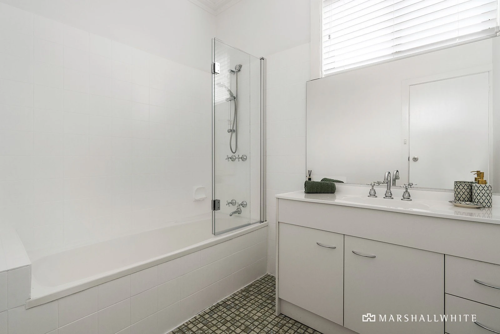 90 Barkers Road, Hawthorn, VIC