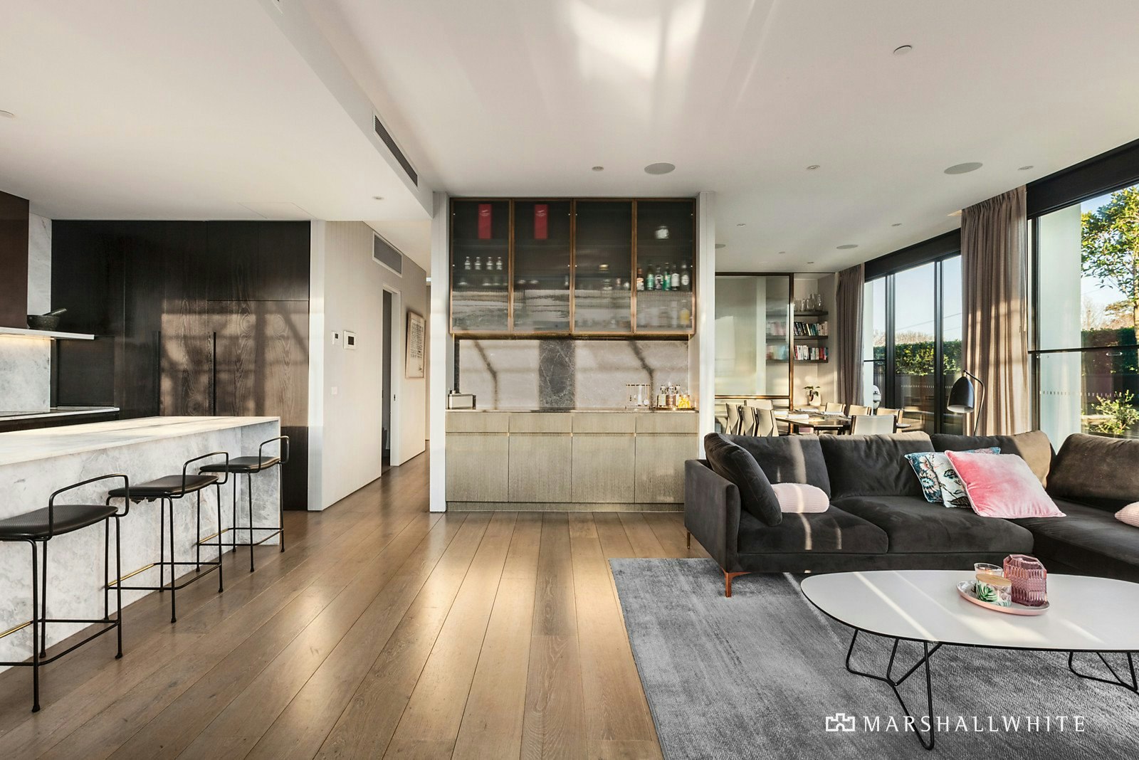 Penthouse 201/43 Willis Street, Hampton, VIC