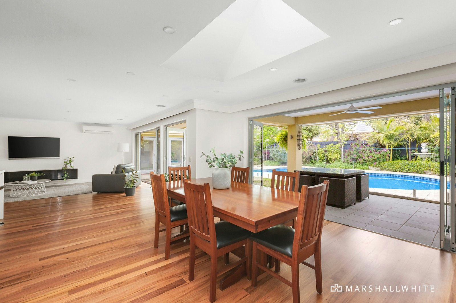 6 Renwick Street, Glen Iris, VIC