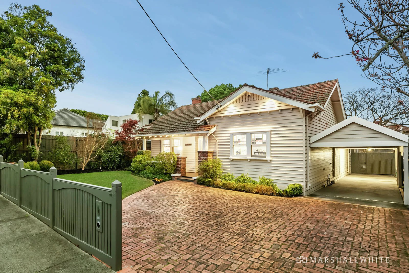 14 Ross Street, Surrey Hills, VIC