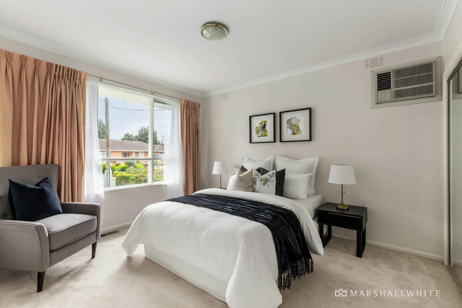 8 Lowe Court, Doncaster East, VIC