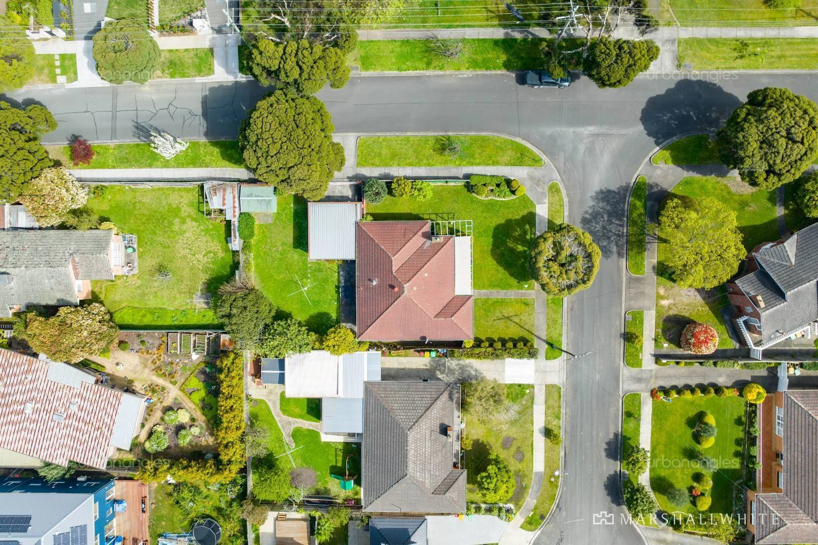 8 Lowe Court, Doncaster East, VIC