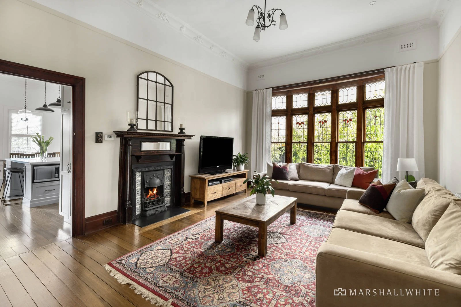 7 The Avenue, Surrey Hills, VIC