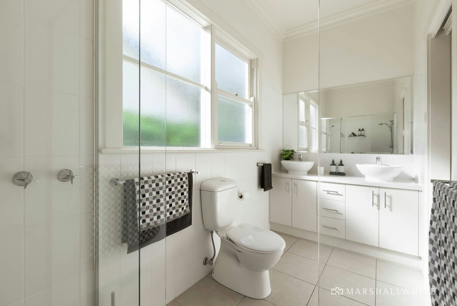 4 Verdun Street, Surrey Hills, VIC