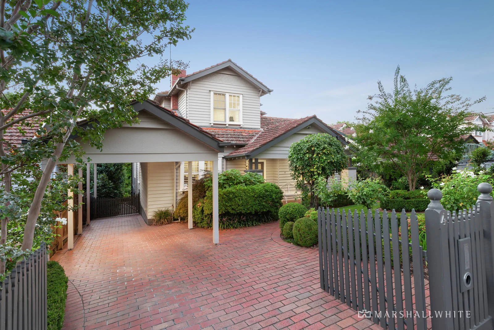 4 Verdun Street, Surrey Hills, VIC
