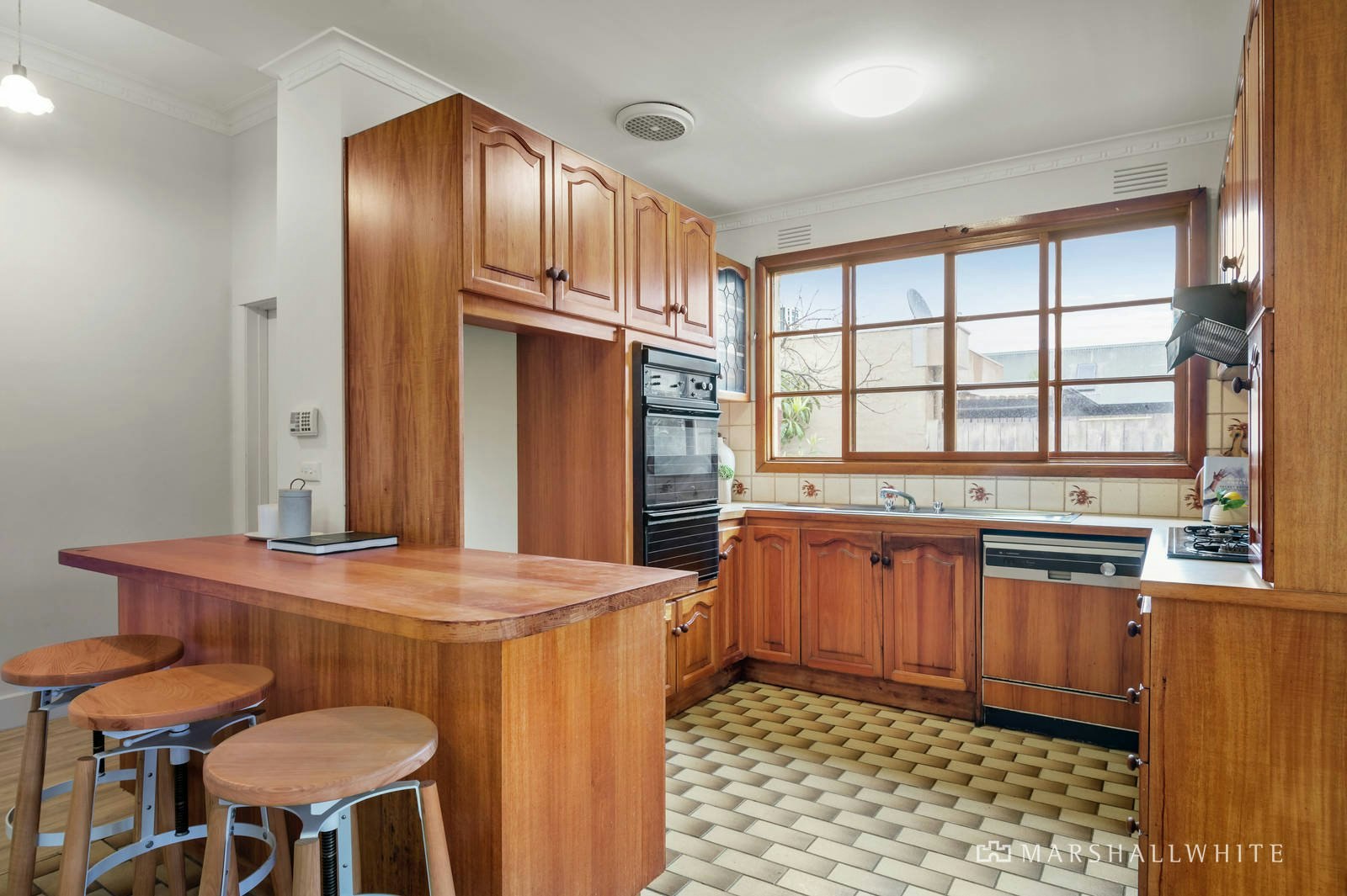 33 King Street, Camberwell, VIC